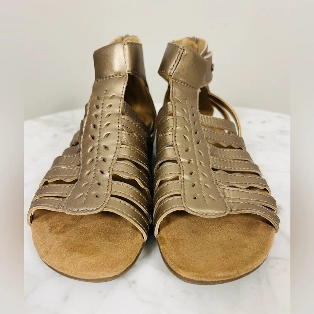 Earth Origins Bevvy Gladiator Sandals – 8M Gold - Picture 2 of 16